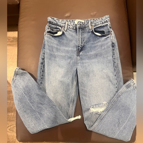 Reformation size 28 wide leg high waisted jeans with distressed ripped knee - Picture 4 of 6